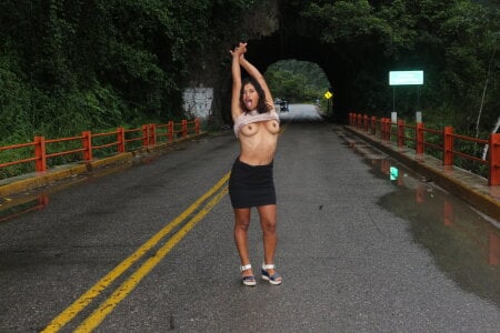 swinger_naomi23 adventurous and daring on the street and outdoors Pic 2