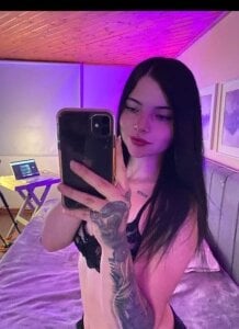 Adhaira_pink10 Public Pic