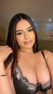 Viictoria_jones Caught in the warmth of your gaze зображення 8