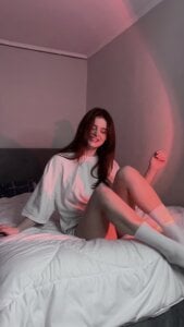 Moon_raven I'm wearing cute socks Fotka