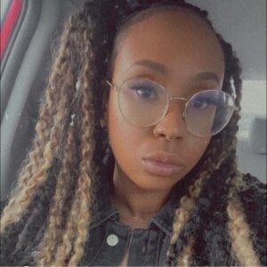 gigi_sweetcheeks Public Pic 4