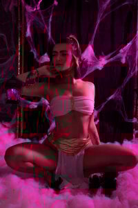 LuisaJonnes_ happy halloween 👾 Pic 4