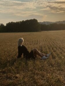 BonnieCantrill chill Pic