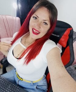 carolinhe_ I'm natural Pic 4