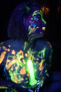 Megan_Milf__ NUDE AND UV PAINTED Hình 7