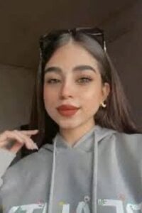 Ni-_haL01 Public Pic 3