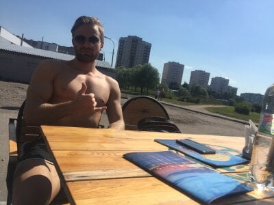 Paul_RolexのIn a street cafe 💞の 8枚の写真