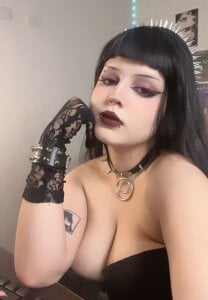 Scarleth_Shadow1 I'm not a vampire (But I feel like one) Poză