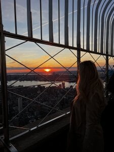 KylieeV kullanıcısının NYC Diaries🗽 albümü -  3 fotoğraf