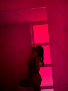 ParisSalvatore THE QUEEN Foto