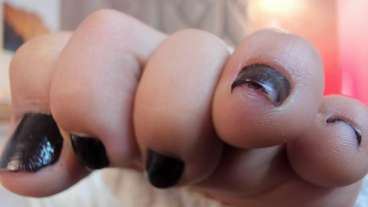 kailinmoonx: pretty little feet ( 3 фото)