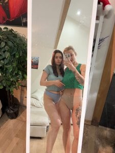 DemetriceYunk 💚💚  💚 Pic 6