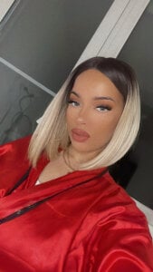 KatherineSwanのBlondie? 🤔の 4枚の写真