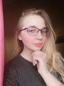 DorlaKavadias Public Pic 8