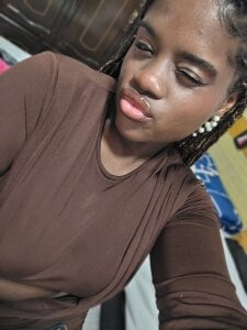 Public de YourLiaa_  5 Imagens