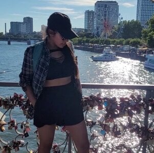 Naomi_Nyx Public Pic 4