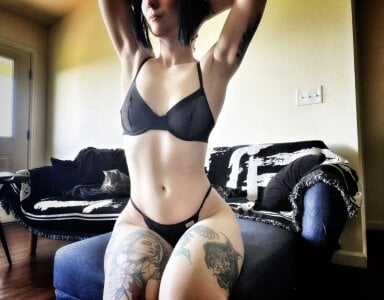 witchybunny A little tease Gambar 2