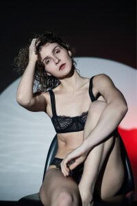 CarinaCurly boom boom 💓 Pic 3