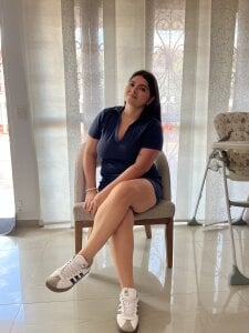 RosaliaVicky Public Pic 4