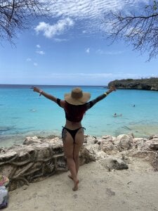 Ami_Berner Public Pic 2