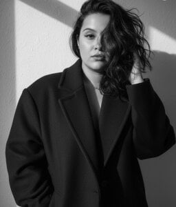 Malika_uAngel Classic women Pic