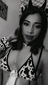 hallowen od saaracoleman  3 snímek