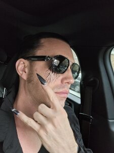 gothicdesigner need 5 Pic