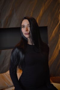 Monica_B_ Lady in black dress Pic 3