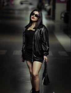 GinebraBelucci Street Pic 2