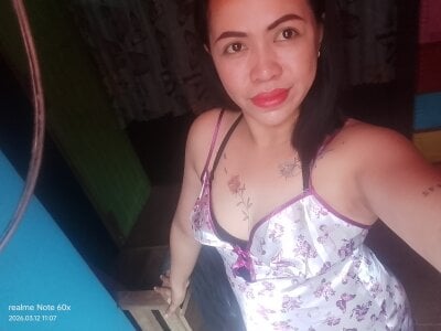 athena447703LET YOUR CUM MAKE ME WET图片 5