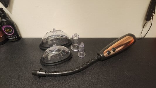 MacabreCouple Our toys Pic 3