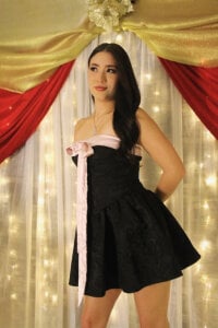 Lee_Haneul The only gift you need this season. 😉 Gambar 6