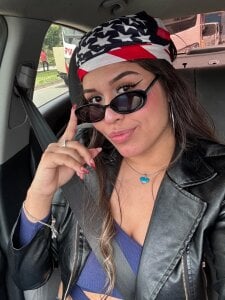 alannavidal Natural, confident, me. Pic 4