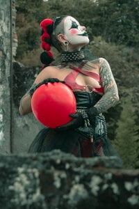 irregular_fetish_HORROR CIRCUS: You won't know whether to laugh or cry when the clown enters your dreams.照片 2