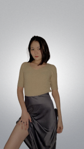 Lyndasilk Nice outfit Pic 3