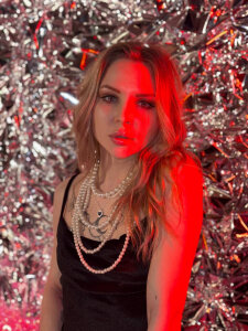 Amelia_Rossy Public Foto 4