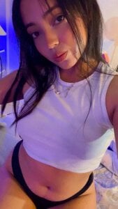 laraa_rous white shirt 🫢🫢 зображення 2