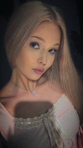 ElsaDivineのPublicの枚の写真