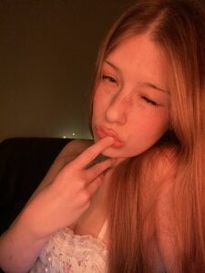 babymelo_ do i look like an angel? Immagine  3