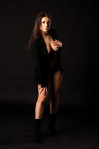 Selena_Synn Public Pic