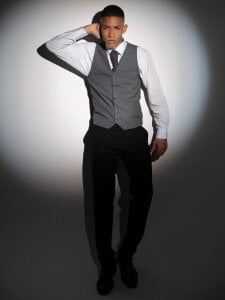 B_Wild ⚡⚡Power looks good on me.👔  ⚡⚡ Pic 3