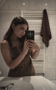 Mona_Slearys fav outfit Pic