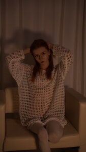 TarynPalek Can you see me? Foto 4