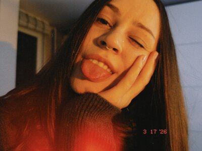 Eva_kinkystudent 🌅 Pic 2