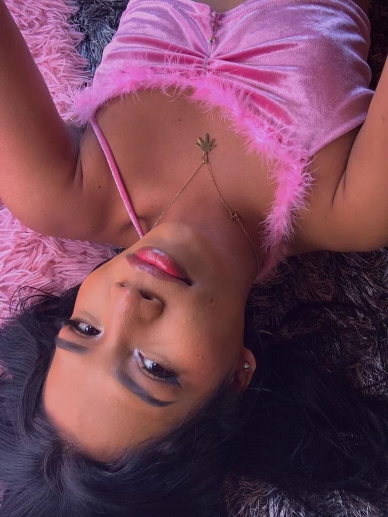 Foto  4129 de kimberly_Gonzalez1 – em alta