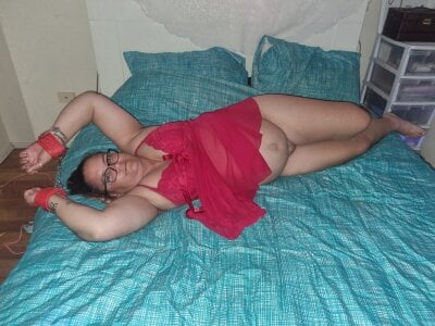 NessVee Bondage Foto 4