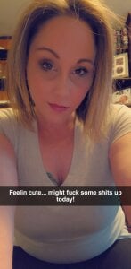 Hottmess011 Public Pic 7