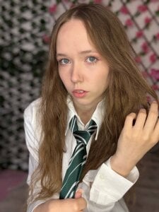 Petite_PollyのShe was the baddest student📚の 3枚の写真