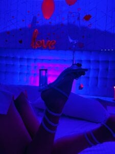 AlexiiaBrown: Heels and passion ( 2 фото)