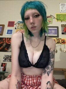 neighborhoodgothgf Public Pic 2